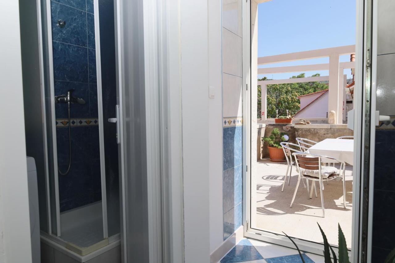 Apartman Dajana Supetar Exterior foto