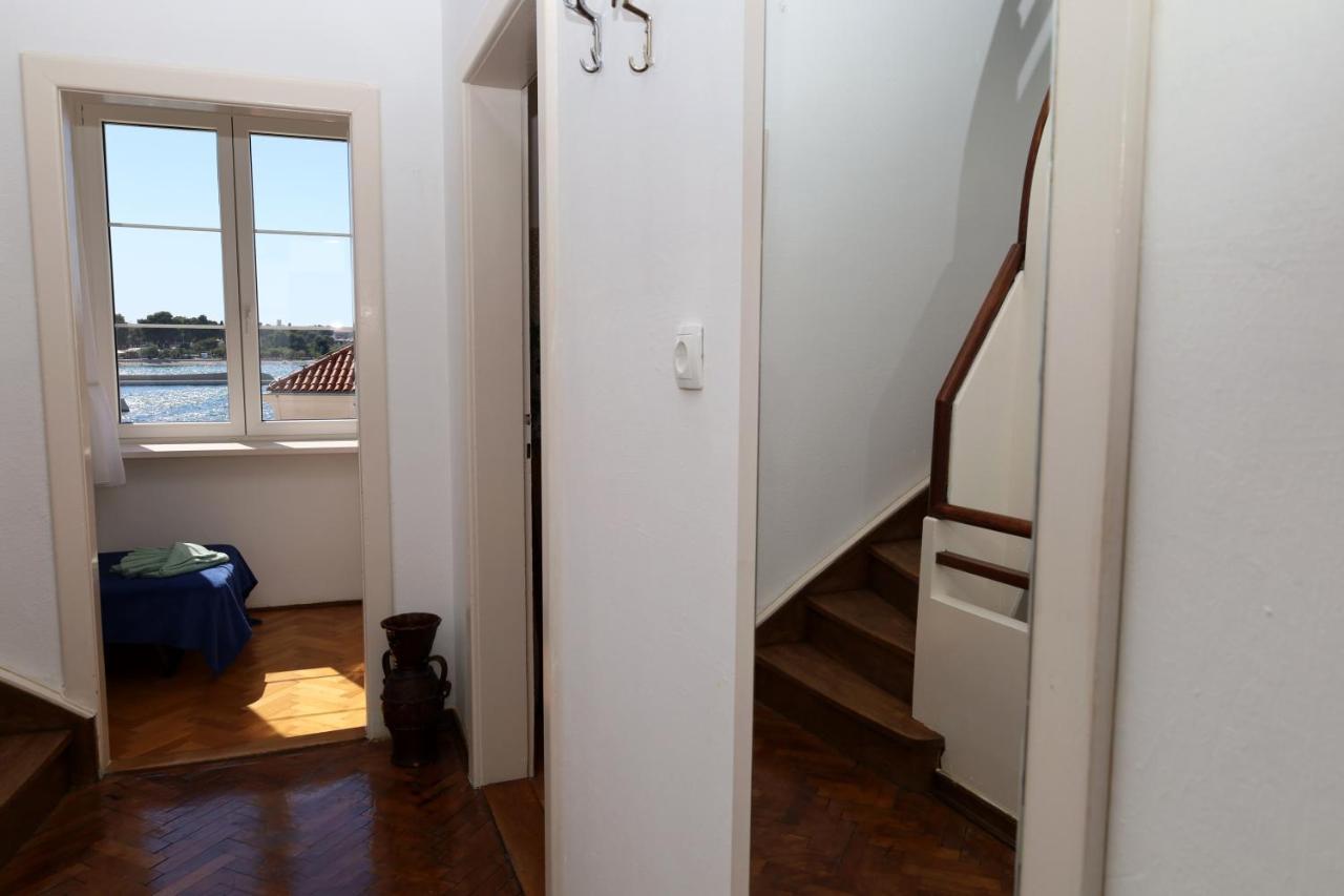Apartman Dajana Supetar Exterior foto