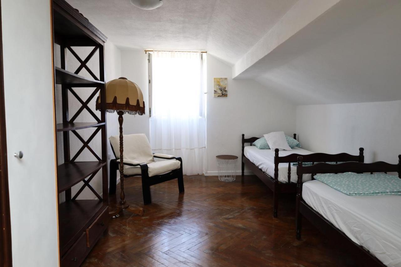 Apartman Dajana Supetar Exterior foto