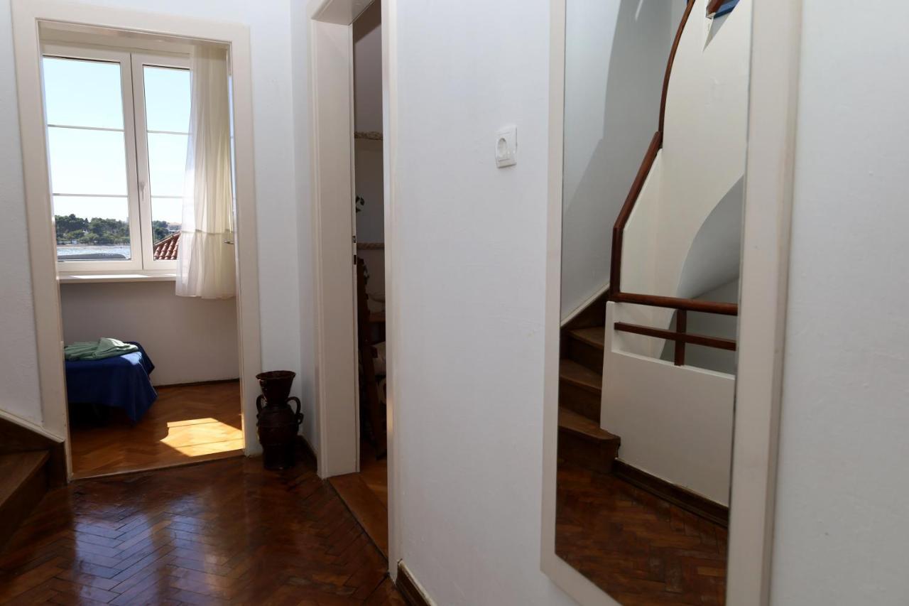 Apartman Dajana Supetar Exterior foto